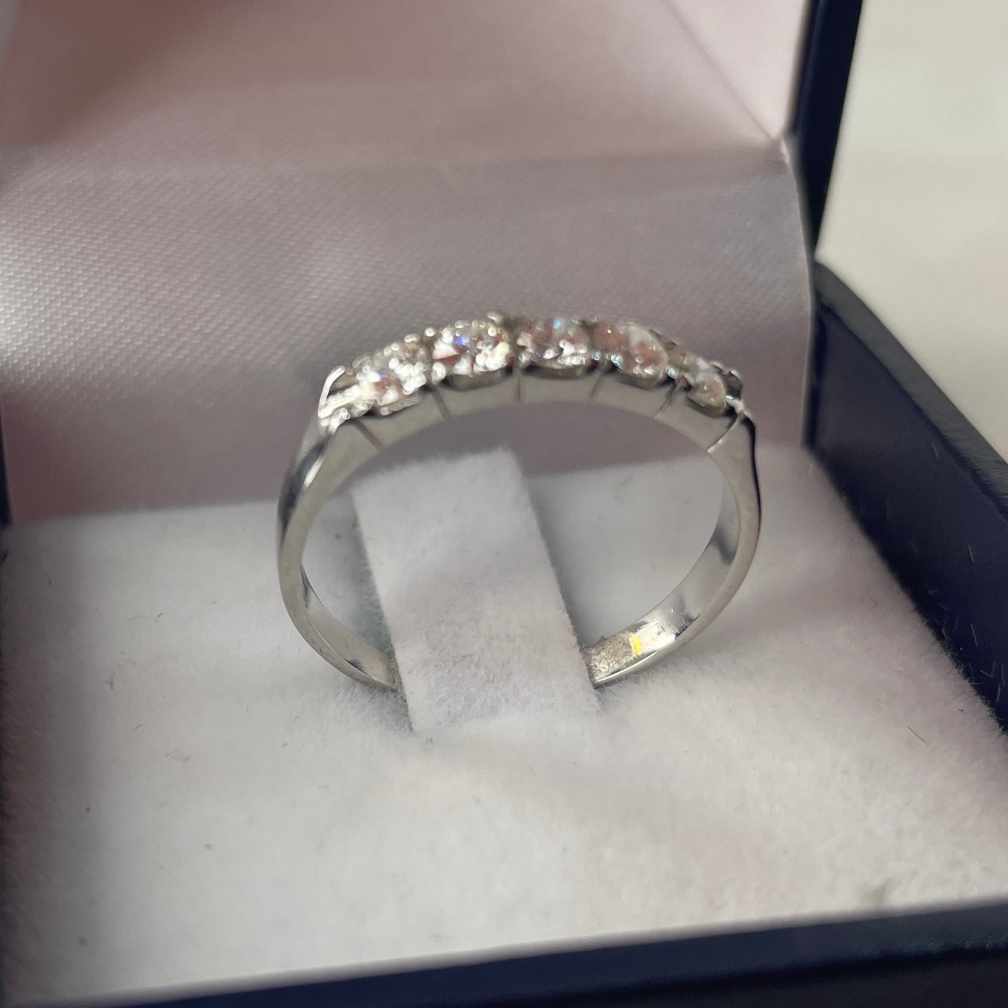 Medio Cintillo de Brillantes - Joyería Patagónica