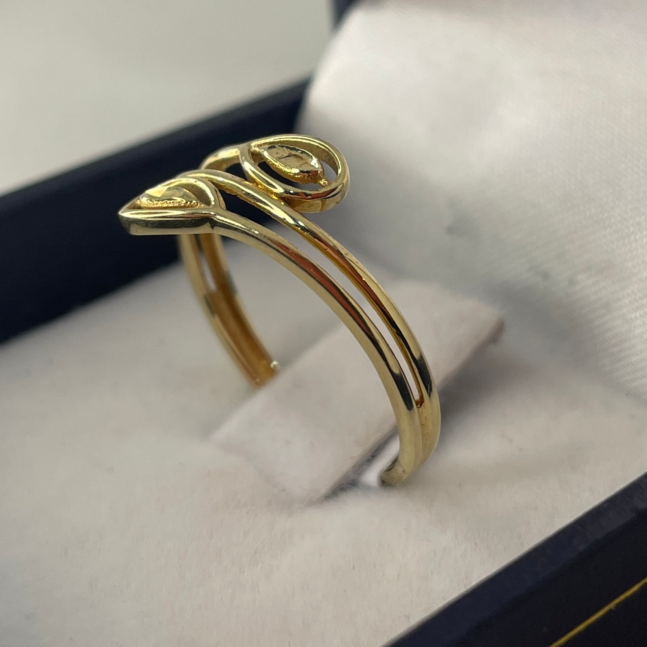 Anillo Doble Hoja - Joyería Patagónica