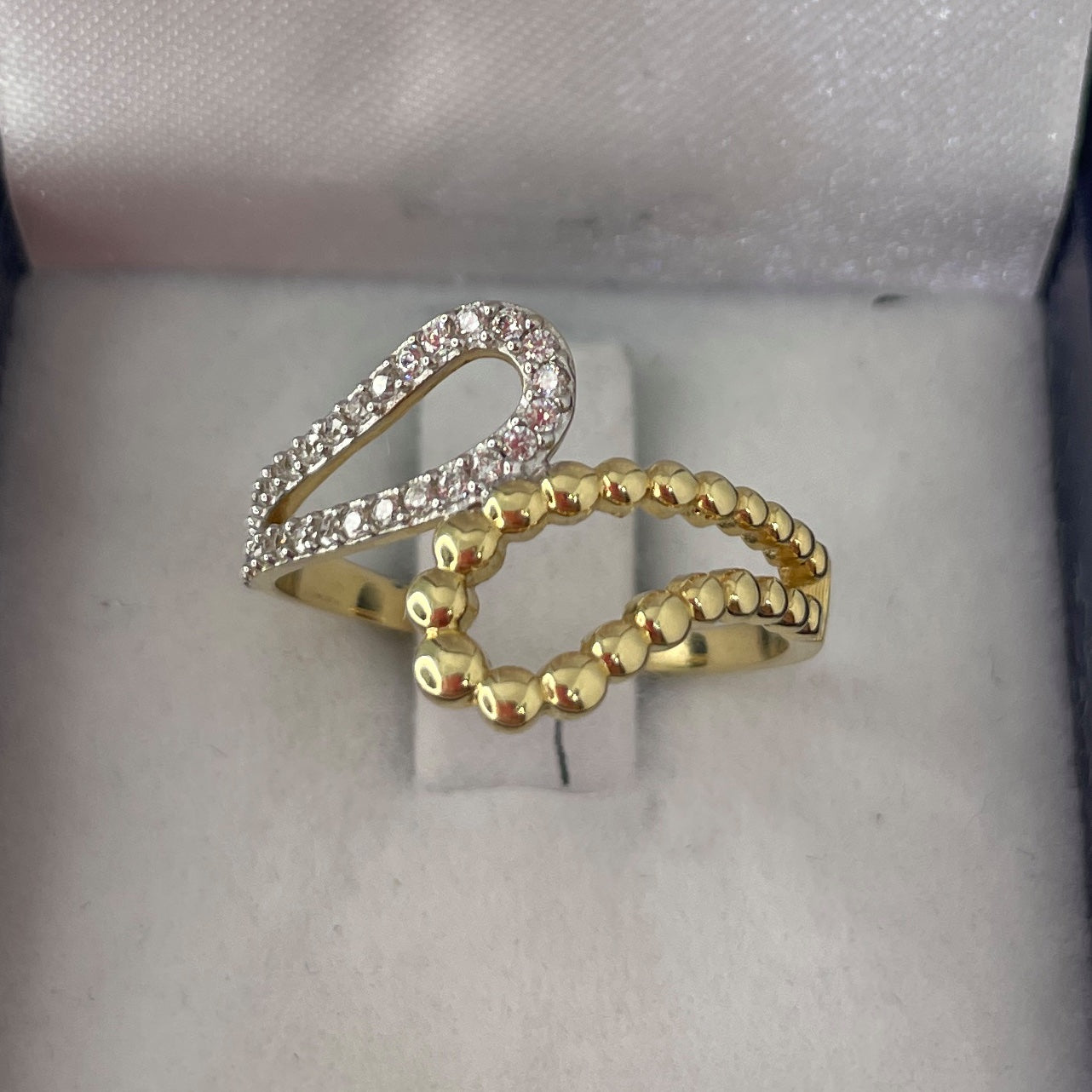 Anillo Lazadas