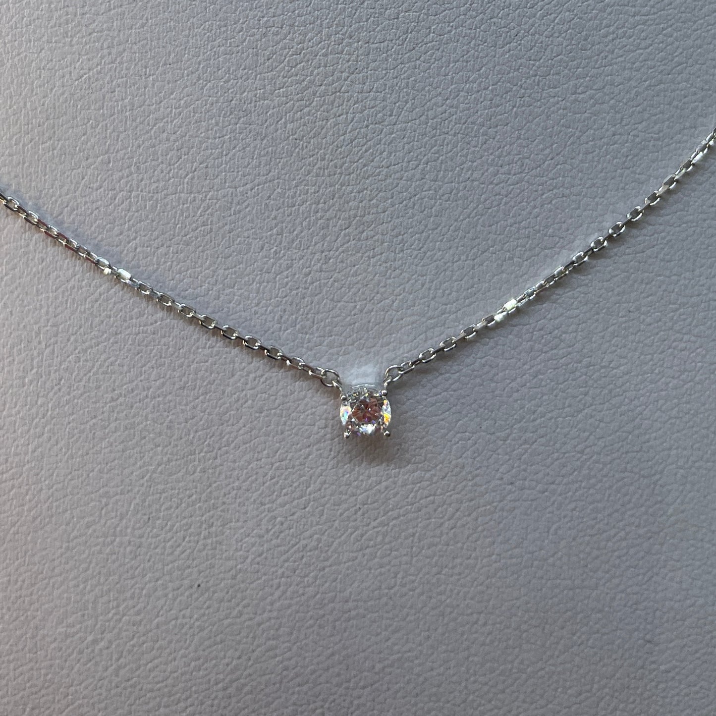 Collar Punto de luz